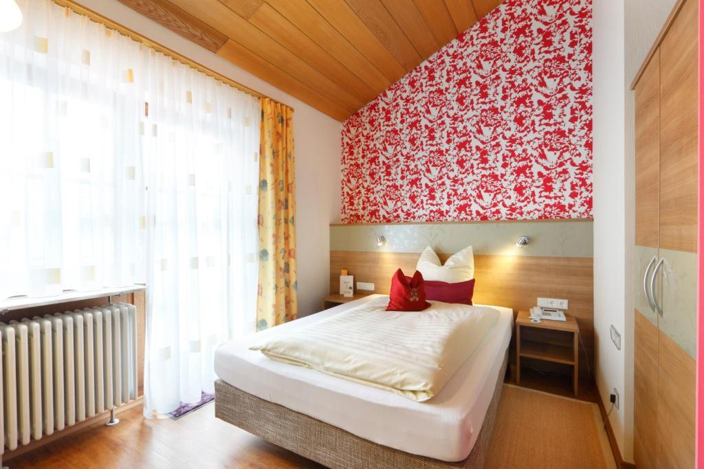 Hotel Pension Stern Bad Buchau Oda fotoğraf