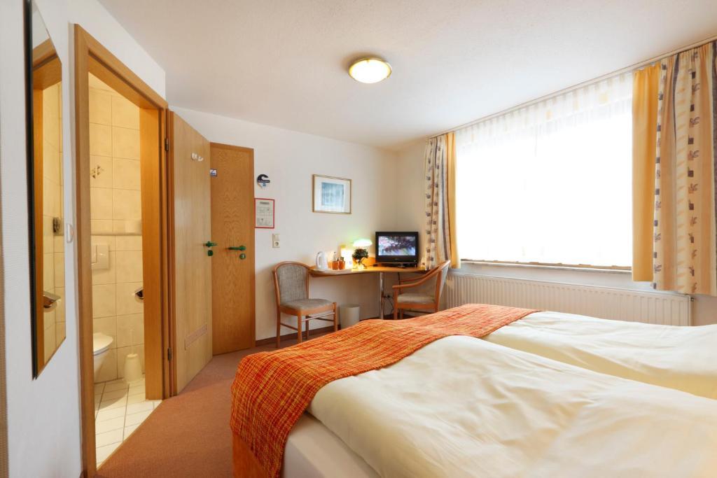 Hotel Pension Stern Bad Buchau Oda fotoğraf